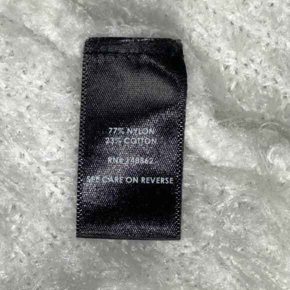 Torrid Women’s Fluffy Textured Sweater Off White Soft Cozy Fuzzy Pullover Size 1 - Picture 7 of 8